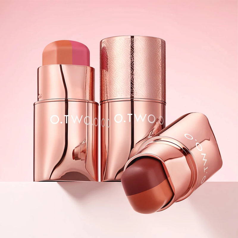 O.TWO.O 3-em-1: Batom, Blush e Sombra em Um Só Produto!